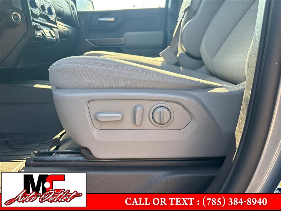 2019 Chevrolet Silverado 1500 4WD Crew Cab 147" LT, available for sale in Colby, Kansas | M C Auto Outlet Inc. Colby, Kansas 2019 Chevrolet Silverado 1500 4WD Crew Cab 147" LT, available for sale in Colby, Kansas | M C Auto Outlet Inc. Colby, Kansas