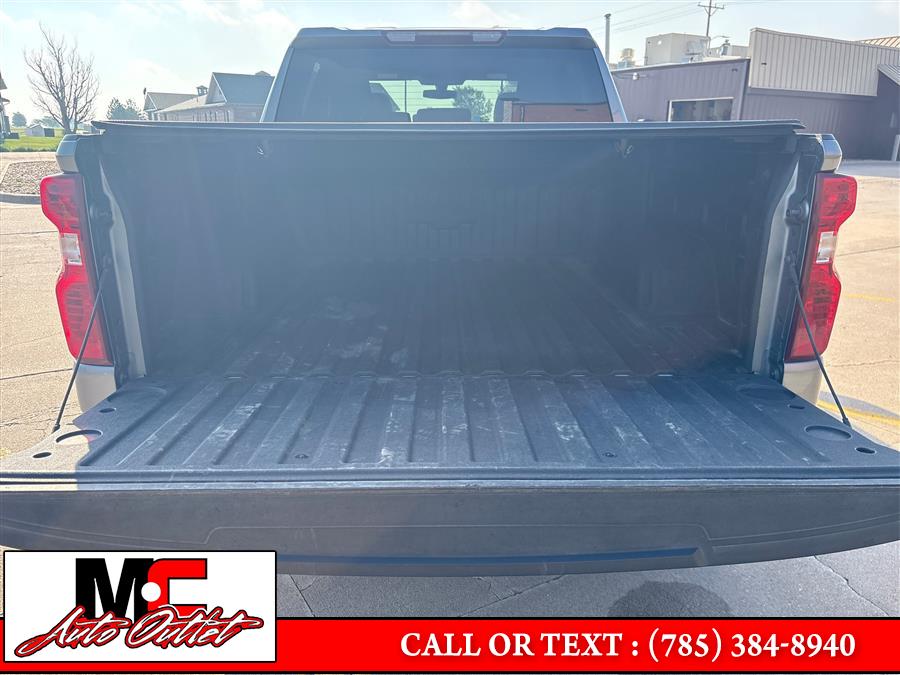 2019 Chevrolet Silverado 1500 4WD Crew Cab 147" LT, available for sale in Colby, Kansas | M C Auto Outlet Inc. Colby, Kansas 2019 Chevrolet Silverado 1500 4WD Crew Cab 147" LT, available for sale in Colby, Kansas | M C Auto Outlet Inc. Colby, Kansas