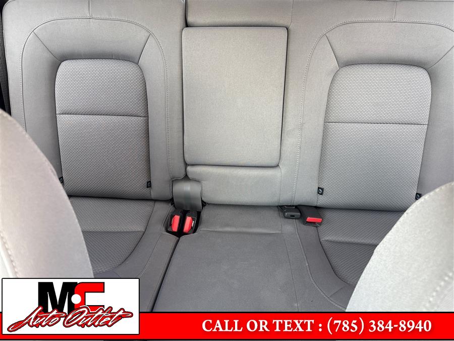 2018 Chevrolet Colorado 4WD Crew Cab 128.3" LT, available for sale in Colby, Kansas | M C Auto Outlet Inc. Colby, Kansas 2018 Chevrolet Colorado 4WD Crew Cab 128.3" LT, available for sale in Colby, Kansas | M C Auto Outlet Inc. Colby, Kansas