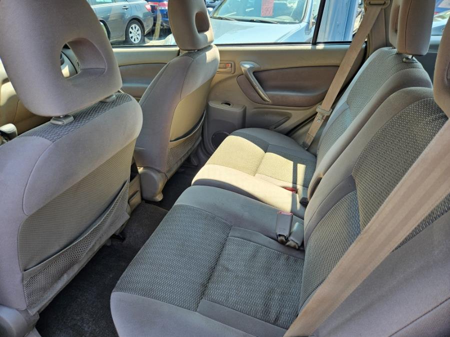 2005 Toyota RAV4 4dr Auto 4WD (Natl), available for sale in Naugatuck, Connecticut | Streamline Motors LLC. Naugatuck, Connecticut 2005 Toyota RAV4 4dr Auto 4WD (Natl), available for sale in Naugatuck, Connecticut | Streamline Motors LLC. Naugatuck, Connecticut