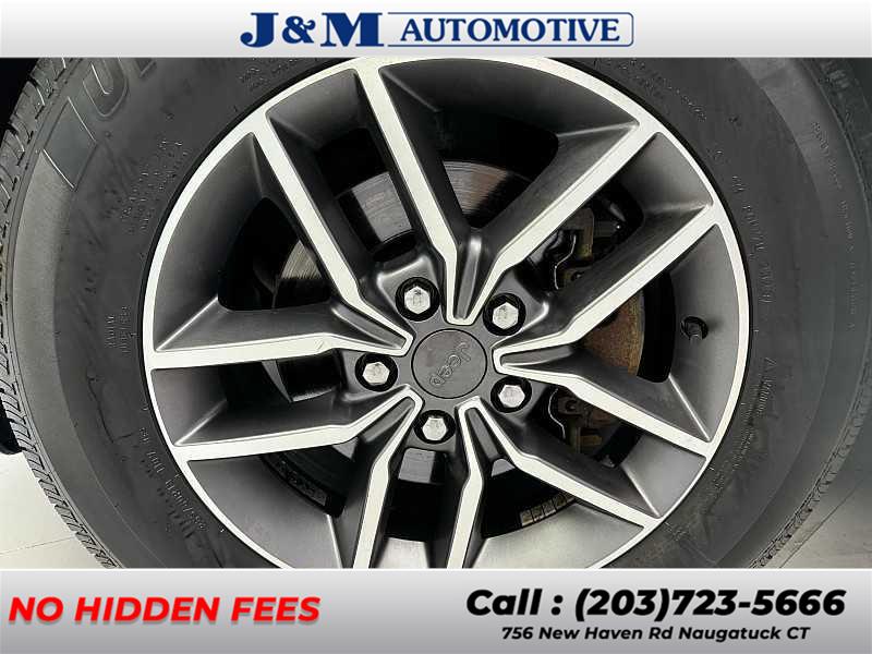2020 Jeep Grand Cherokee Laredo E, available for sale in Naugatuck, Connecticut | J&M Automotive Sls&Svc LLC. Naugatuck, Connecticut 2020 Jeep Grand Cherokee Laredo E, available for sale in Naugatuck, Connecticut | J&M Automotive Sls&Svc LLC. Naugatuck, Connecticut