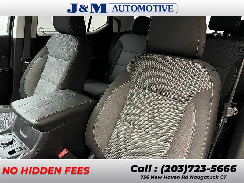 2018 Chevrolet Traverse LT Cloth, available for sale in Naugatuck, Connecticut | J&M Automotive Sls&Svc LLC. Naugatuck, Connecticut 2018 Chevrolet Traverse LT Cloth, available for sale in Naugatuck, Connecticut | J&M Automotive Sls&Svc LLC. Naugatuck, Connecticut