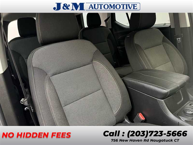 2018 Chevrolet Traverse LT Cloth, available for sale in Naugatuck, Connecticut | J&M Automotive Sls&Svc LLC. Naugatuck, Connecticut 2018 Chevrolet Traverse LT Cloth, available for sale in Naugatuck, Connecticut | J&M Automotive Sls&Svc LLC. Naugatuck, Connecticut