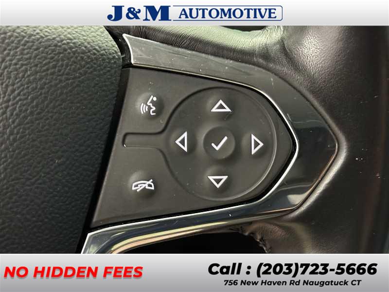 2018 Chevrolet Traverse LT Cloth, available for sale in Naugatuck, Connecticut | J&M Automotive Sls&Svc LLC. Naugatuck, Connecticut 2018 Chevrolet Traverse LT Cloth, available for sale in Naugatuck, Connecticut | J&M Automotive Sls&Svc LLC. Naugatuck, Connecticut