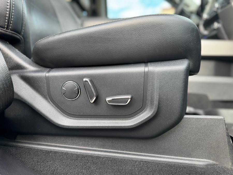 2019 Ford Super Duty F-350 SRW LARIAT 4WD Crew Cab 8'' Box, available for sale in Irvington, New Jersey | RT 603 Auto Mall. Irvington, New Jersey 2019 Ford Super Duty F-350 SRW LARIAT 4WD Crew Cab 8'' Box, available for sale in Irvington, New Jersey | RT 603 Auto Mall. Irvington, New Jersey