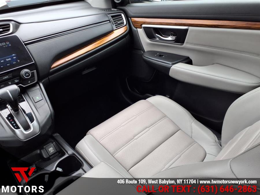 2018 Honda CR-V EX-L AWD, available for sale in West Babylon, New York | TW Motors. West Babylon, New York 2018 Honda CR-V EX-L AWD, available for sale in West Babylon, New York | TW Motors. West Babylon, New York