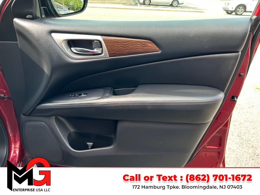 2017 Nissan Pathfinder 4x4 Platinum, available for sale in Bloomingdale, New Jersey | MG Enterprise USA. Bloomingdale, New Jersey 2017 Nissan Pathfinder 4x4 Platinum, available for sale in Bloomingdale, New Jersey | MG Enterprise USA. Bloomingdale, New Jersey