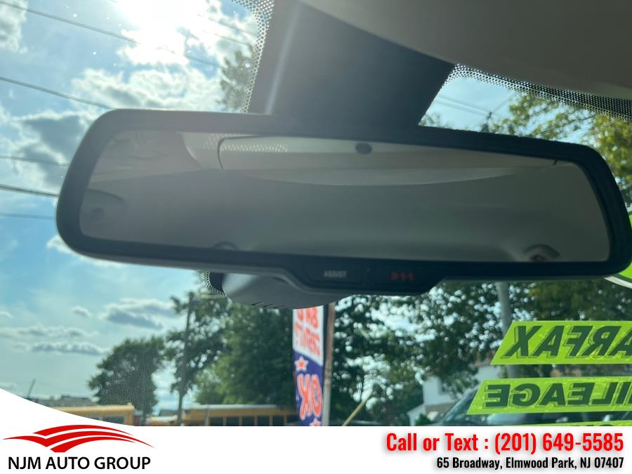 2016 Chrysler 300 4dr Sdn Limited AWD, available for sale in Elmwood Park, New Jersey | NJM Auto Group. Elmwood Park, New Jersey 2016 Chrysler 300 4dr Sdn Limited AWD, available for sale in Elmwood Park, New Jersey | NJM Auto Group. Elmwood Park, New Jersey