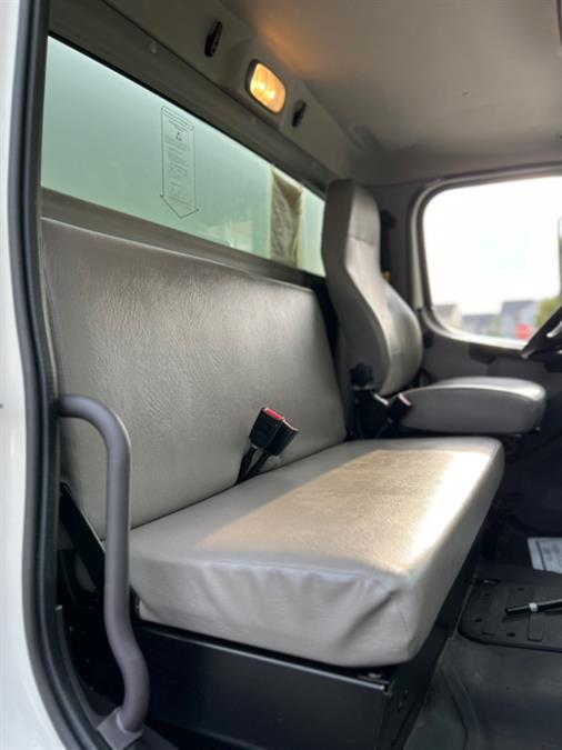 2018 Freightliner M2 106 26 FT BOX ALUMINUM LIFT-GATE, available for sale in Paterson, New Jersey | Speedway Commercial Motors LLC. Paterson, New Jersey 2018 Freightliner M2 106 26 FT BOX ALUMINUM LIFT-GATE, available for sale in Paterson, New Jersey | Speedway Commercial Motors LLC. Paterson, New Jersey