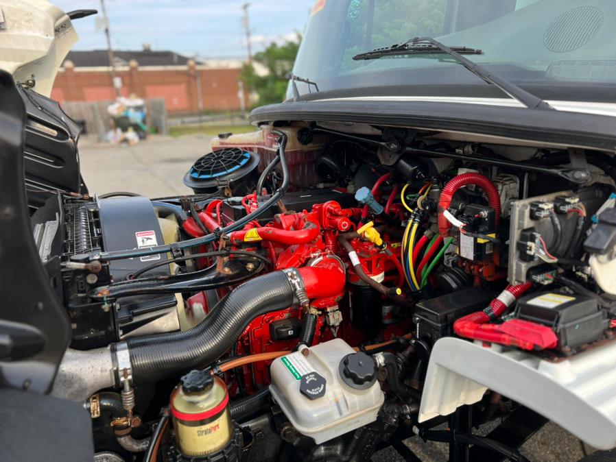 2018 Freightliner M2 106 26 FT BOX ALUMINUM LIFT-GATE, available for sale in Paterson, New Jersey | Speedway Commercial Motors LLC. Paterson, New Jersey 2018 Freightliner M2 106 26 FT BOX ALUMINUM LIFT-GATE, available for sale in Paterson, New Jersey | Speedway Commercial Motors LLC. Paterson, New Jersey