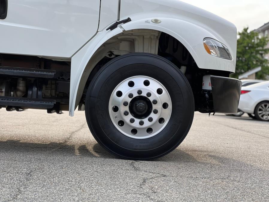 2018 Freightliner M2 106 26 FT BOX ALUMINUM LIFT-GATE, available for sale in Paterson, New Jersey | Speedway Commercial Motors LLC. Paterson, New Jersey 2018 Freightliner M2 106 26 FT BOX ALUMINUM LIFT-GATE, available for sale in Paterson, New Jersey | Speedway Commercial Motors LLC. Paterson, New Jersey