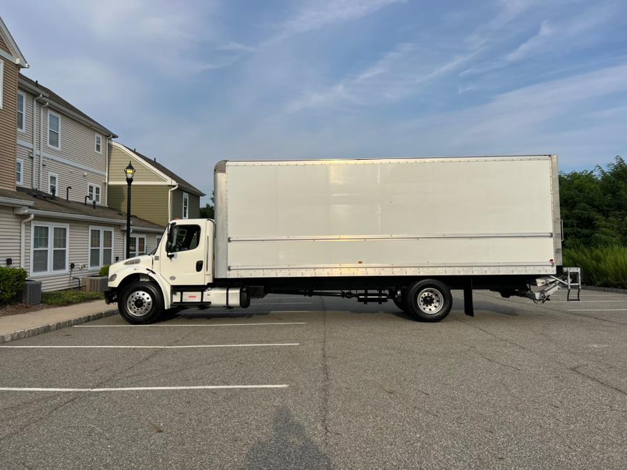 2018 Freightliner M2 106 26 FT BOX ALUMINUM LIFT-GATE, available for sale in Paterson, New Jersey | Speedway Commercial Motors LLC. Paterson, New Jersey 2018 Freightliner M2 106 26 FT BOX ALUMINUM LIFT-GATE, available for sale in Paterson, New Jersey | Speedway Commercial Motors LLC. Paterson, New Jersey