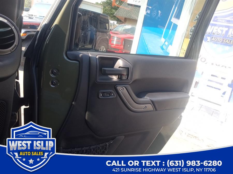 2015 Jeep Wrangler Unlimited 4WD 4dr Willys Wheeler, available for sale in West Islip, New York | West Islip Auto Sales. West Islip, New York 2015 Jeep Wrangler Unlimited 4WD 4dr Willys Wheeler, available for sale in West Islip, New York | West Islip Auto Sales. West Islip, New York