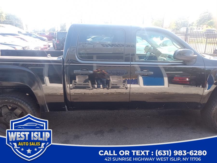 2009 GMC Sierra 1500 4WD Crew Cab 143.5" Denali, available for sale in West Islip, New York | West Islip Auto Sales. West Islip, New York 2009 GMC Sierra 1500 4WD Crew Cab 143.5" Denali, available for sale in West Islip, New York | West Islip Auto Sales. West Islip, New York