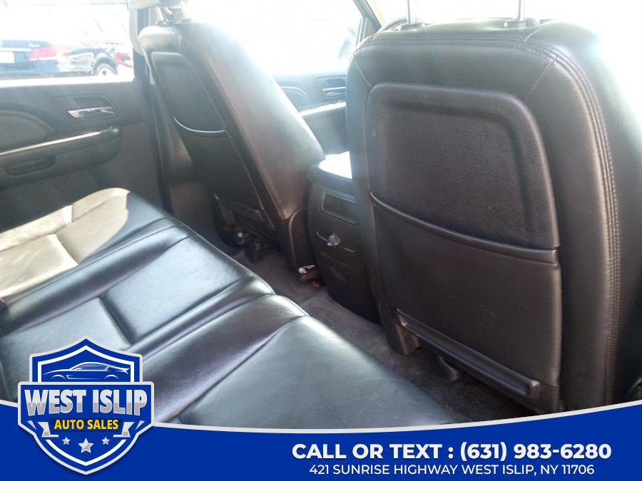 2009 GMC Sierra 1500 4WD Crew Cab 143.5" Denali, available for sale in West Islip, New York | West Islip Auto Sales. West Islip, New York 2009 GMC Sierra 1500 4WD Crew Cab 143.5" Denali, available for sale in West Islip, New York | West Islip Auto Sales. West Islip, New York