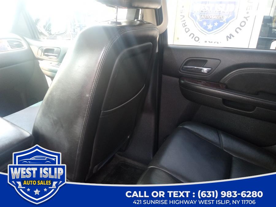 2009 GMC Sierra 1500 4WD Crew Cab 143.5" Denali, available for sale in West Islip, New York | West Islip Auto Sales. West Islip, New York 2009 GMC Sierra 1500 4WD Crew Cab 143.5" Denali, available for sale in West Islip, New York | West Islip Auto Sales. West Islip, New York