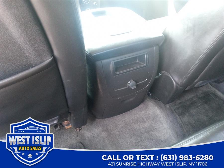 2009 GMC Sierra 1500 4WD Crew Cab 143.5" Denali, available for sale in West Islip, New York | West Islip Auto Sales. West Islip, New York 2009 GMC Sierra 1500 4WD Crew Cab 143.5" Denali, available for sale in West Islip, New York | West Islip Auto Sales. West Islip, New York