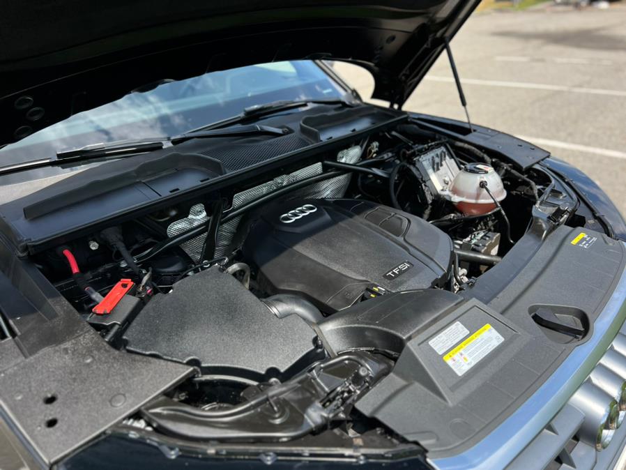 2020 Audi Q5 Premium 45 TFSI quattro, available for sale in Paterson, New Jersey | Speedway Motors LLC. Paterson, New Jersey 2020 Audi Q5 Premium 45 TFSI quattro, available for sale in Paterson, New Jersey | Speedway Motors LLC. Paterson, New Jersey