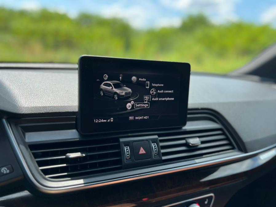 2020 Audi Q5 Premium 45 TFSI quattro, available for sale in Paterson, New Jersey | Speedway Motors LLC. Paterson, New Jersey 2020 Audi Q5 Premium 45 TFSI quattro, available for sale in Paterson, New Jersey | Speedway Motors LLC. Paterson, New Jersey