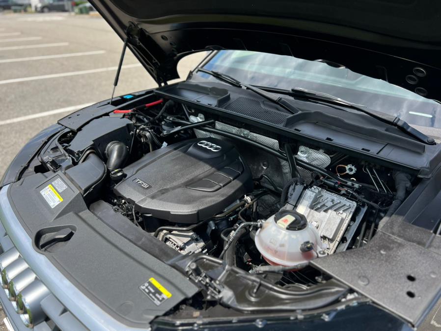 2020 Audi Q5 Premium 45 TFSI quattro, available for sale in Paterson, New Jersey | Speedway Motors LLC. Paterson, New Jersey 2020 Audi Q5 Premium 45 TFSI quattro, available for sale in Paterson, New Jersey | Speedway Motors LLC. Paterson, New Jersey
