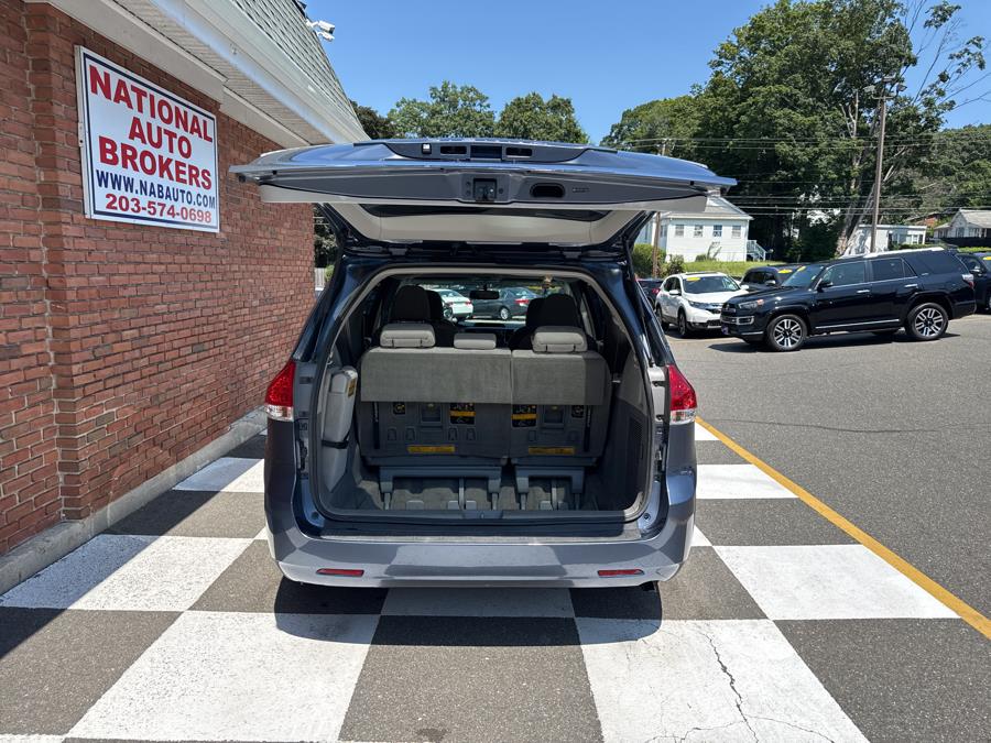 2014 Toyota Sienna 5dr 8-Pass Van V6 LE FWD, available for sale in Waterbury, Connecticut | National Auto Brokers, Inc.. Waterbury, Connecticut 2014 Toyota Sienna 5dr 8-Pass Van V6 LE FWD, available for sale in Waterbury, Connecticut | National Auto Brokers, Inc.. Waterbury, Connecticut
