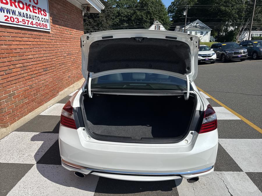 2017 Honda Accord Sedan Sport SE Manual, available for sale in Waterbury, Connecticut | National Auto Brokers, Inc.. Waterbury, Connecticut 2017 Honda Accord Sedan Sport SE Manual, available for sale in Waterbury, Connecticut | National Auto Brokers, Inc.. Waterbury, Connecticut