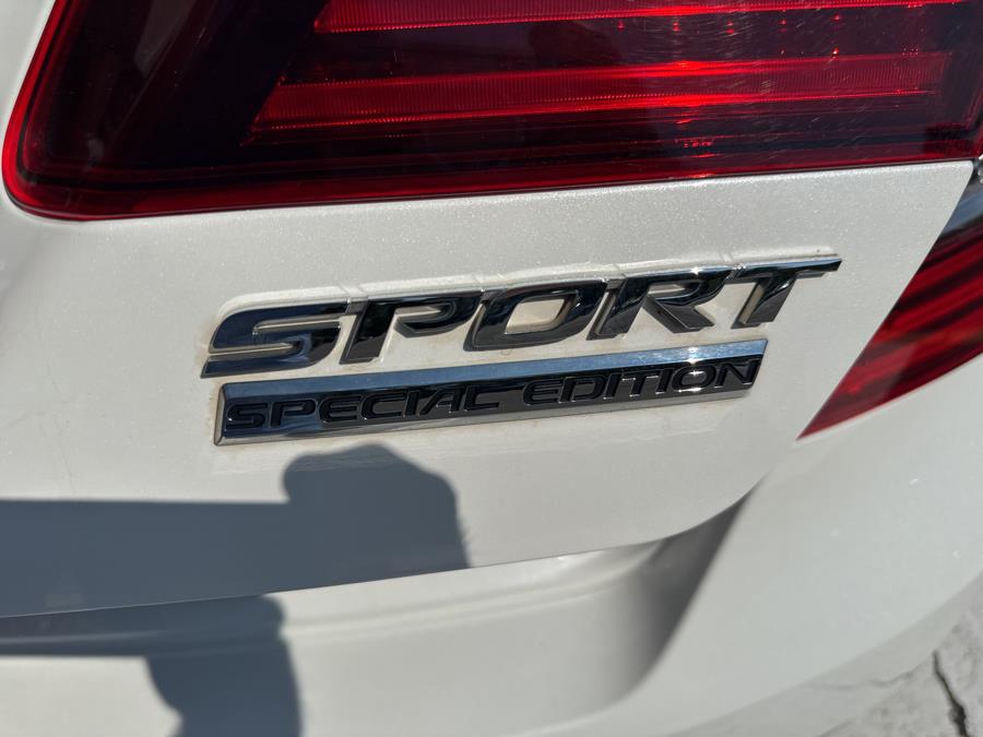 2017 Honda Accord Sedan Sport SE Manual, available for sale in Waterbury, Connecticut | National Auto Brokers, Inc.. Waterbury, Connecticut 2017 Honda Accord Sedan Sport SE Manual, available for sale in Waterbury, Connecticut | National Auto Brokers, Inc.. Waterbury, Connecticut