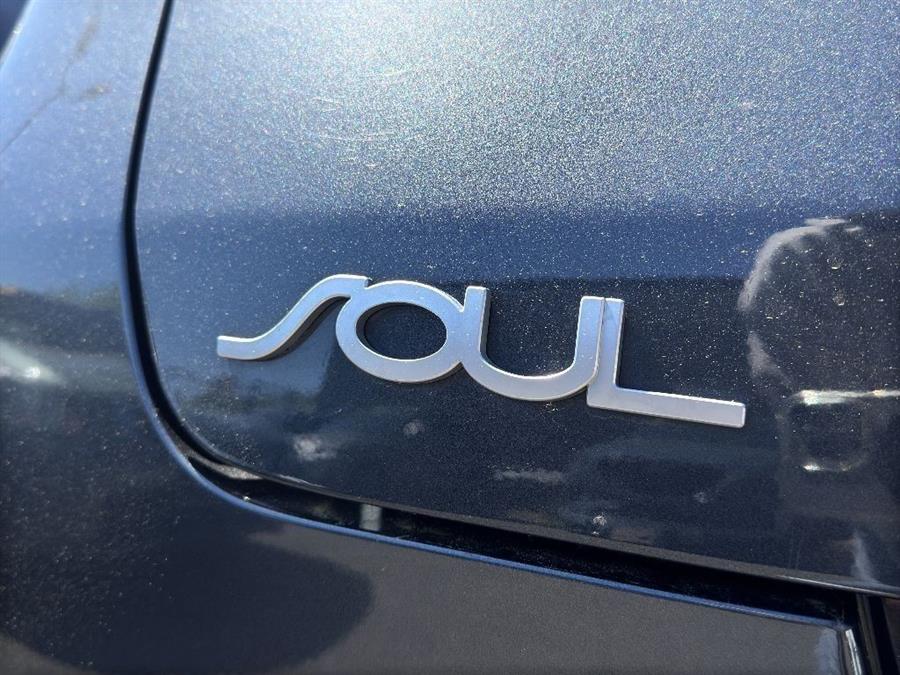 2022 Kia Soul LX, available for sale in Woodside, New York | Drive Central. Woodside, New York 2022 Kia Soul LX, available for sale in Woodside, New York | Drive Central. Woodside, New York