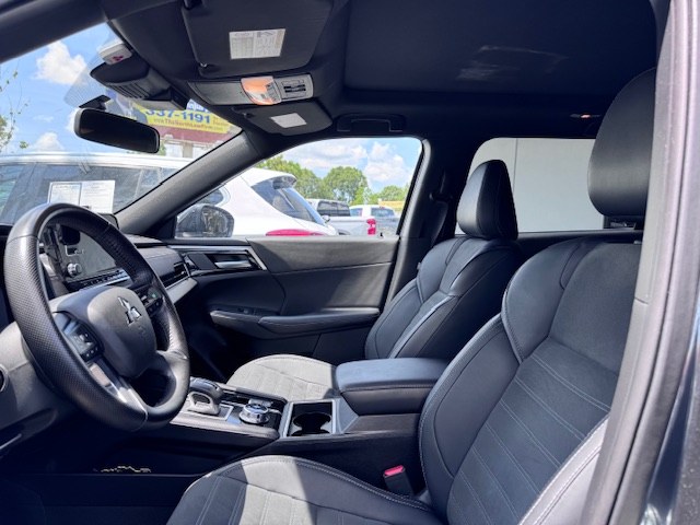 2024 Mitsubishi Outlander SE Black Edition w/Pano Roof FWD, available for sale in Woodside, New York | Drive Central. Woodside, New York 2024 Mitsubishi Outlander SE Black Edition w/Pano Roof FWD, available for sale in Woodside, New York | Drive Central. Woodside, New York
