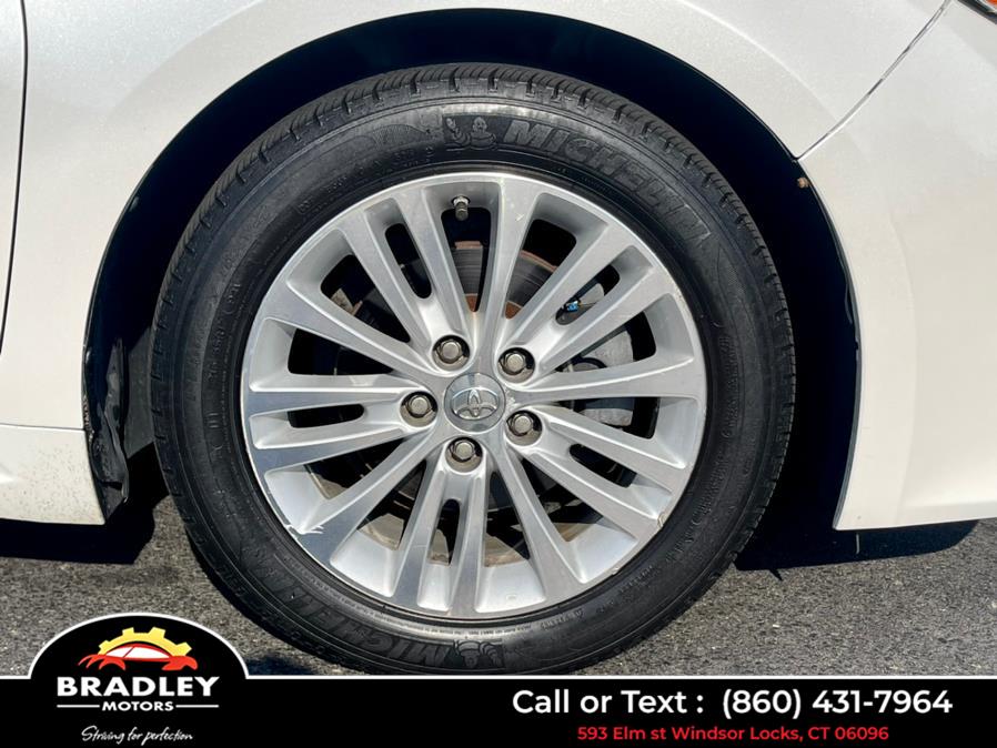 2013 Toyota Avalon Hybrid *Limited Edition*, available for sale in Windsor Locks, Connecticut | Bradley Motors Inc. Windsor Locks, Connecticut 2013 Toyota Avalon Hybrid *Limited Edition*, available for sale in Windsor Locks, Connecticut | Bradley Motors Inc. Windsor Locks, Connecticut