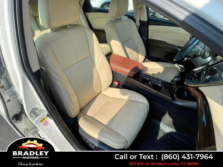 2013 Toyota Avalon Hybrid *Limited Edition*, available for sale in Windsor Locks, Connecticut | Bradley Motors Inc. Windsor Locks, Connecticut 2013 Toyota Avalon Hybrid *Limited Edition*, available for sale in Windsor Locks, Connecticut | Bradley Motors Inc. Windsor Locks, Connecticut