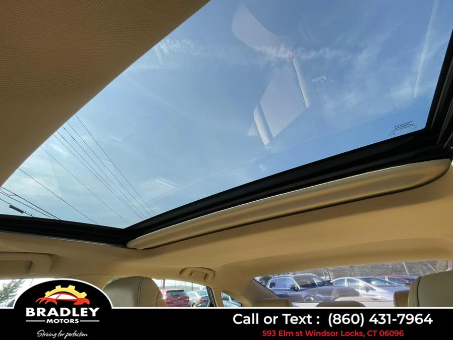 2013 Toyota Avalon Hybrid *Limited Edition*, available for sale in Windsor Locks, Connecticut | Bradley Motors Inc. Windsor Locks, Connecticut 2013 Toyota Avalon Hybrid *Limited Edition*, available for sale in Windsor Locks, Connecticut | Bradley Motors Inc. Windsor Locks, Connecticut