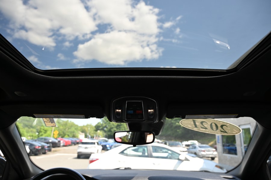 2021 Jeep Grand Cherokee L Altitude 4x4, available for sale in Waterbury, Connecticut | Highline Car Connection. Waterbury, Connecticut 2021 Jeep Grand Cherokee L Altitude 4x4, available for sale in Waterbury, Connecticut | Highline Car Connection. Waterbury, Connecticut