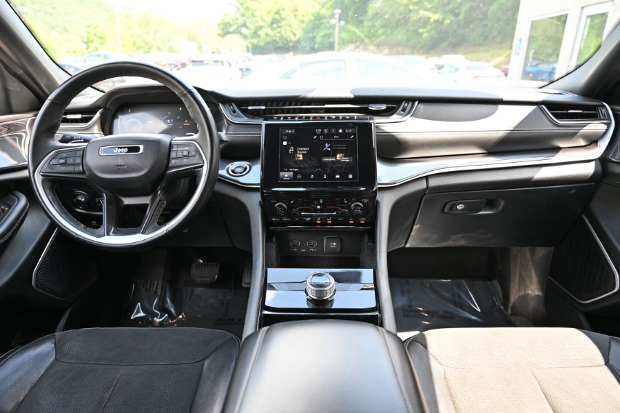 2021 Jeep Grand Cherokee L Altitude 4x4, available for sale in Waterbury, Connecticut | Highline Car Connection. Waterbury, Connecticut 2021 Jeep Grand Cherokee L Altitude 4x4, available for sale in Waterbury, Connecticut | Highline Car Connection. Waterbury, Connecticut
