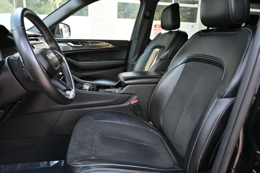 2021 Jeep Grand Cherokee L Altitude 4x4, available for sale in Waterbury, Connecticut | Highline Car Connection. Waterbury, Connecticut 2021 Jeep Grand Cherokee L Altitude 4x4, available for sale in Waterbury, Connecticut | Highline Car Connection. Waterbury, Connecticut