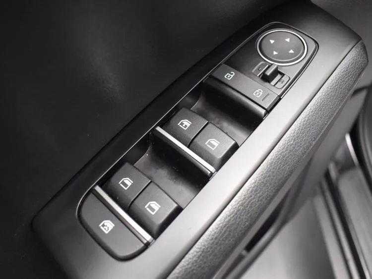 2023 Kia Soul LX Wagon 4D, available for sale in Irvington, New Jersey | NJ Used Cars Center. Irvington, New Jersey 2023 Kia Soul LX Wagon 4D, available for sale in Irvington, New Jersey | NJ Used Cars Center. Irvington, New Jersey