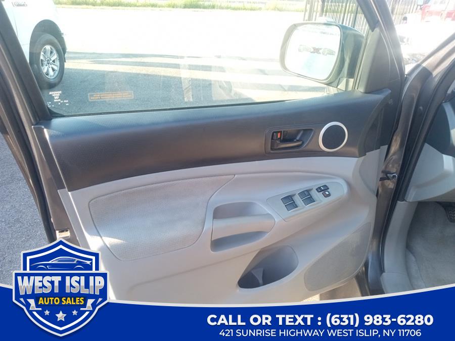 2011 Toyota Tacoma 4WD Double V6 AT (Natl), available for sale in West Islip, New York | West Islip Auto Sales. West Islip, New York 2011 Toyota Tacoma 4WD Double V6 AT (Natl), available for sale in West Islip, New York | West Islip Auto Sales. West Islip, New York
