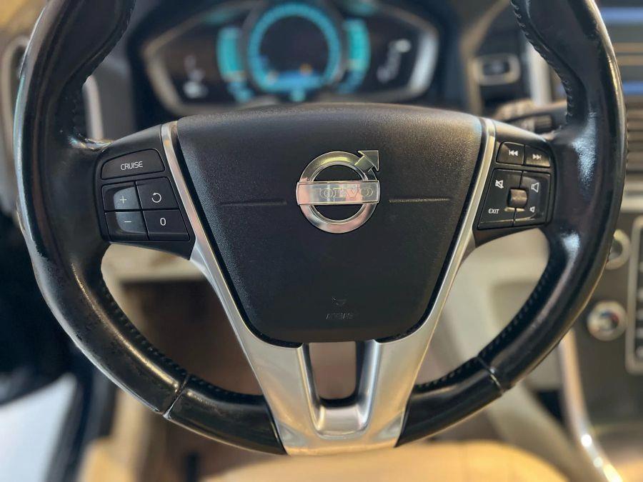 2015 Volvo Xc60 T5 Platinum Sport Utility 4D (2015.5), available for sale in Santa Ana, California | K&T Motor LLC. Santa Ana, California 2015 Volvo Xc60 T5 Platinum Sport Utility 4D (2015.5), available for sale in Santa Ana, California | K&T Motor LLC. Santa Ana, California