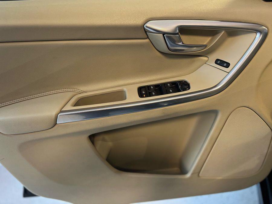 2015 Volvo Xc60 T5 Platinum Sport Utility 4D (2015.5), available for sale in Santa Ana, California | K&T Motor LLC. Santa Ana, California 2015 Volvo Xc60 T5 Platinum Sport Utility 4D (2015.5), available for sale in Santa Ana, California | K&T Motor LLC. Santa Ana, California