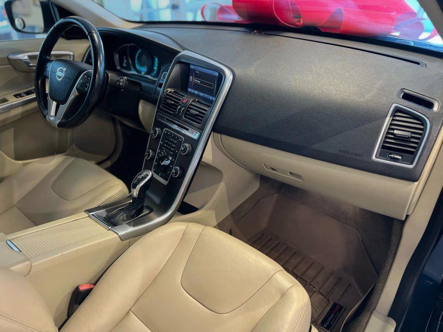 2015 Volvo Xc60 T5 Platinum Sport Utility 4D (2015.5), available for sale in Santa Ana, California | K&T Motor LLC. Santa Ana, California 2015 Volvo Xc60 T5 Platinum Sport Utility 4D (2015.5), available for sale in Santa Ana, California | K&T Motor LLC. Santa Ana, California