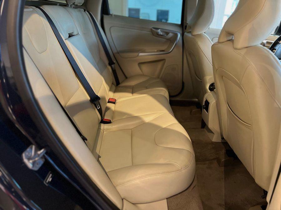 2015 Volvo Xc60 T5 Platinum Sport Utility 4D (2015.5), available for sale in Santa Ana, California | K&T Motor LLC. Santa Ana, California 2015 Volvo Xc60 T5 Platinum Sport Utility 4D (2015.5), available for sale in Santa Ana, California | K&T Motor LLC. Santa Ana, California