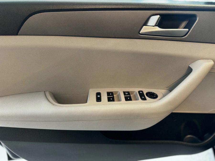 2015 Hyundai Sonata SE Sedan 4D, available for sale in Santa Ana, California | K&T Motor LLC. Santa Ana, California 2015 Hyundai Sonata SE Sedan 4D, available for sale in Santa Ana, California | K&T Motor LLC. Santa Ana, California