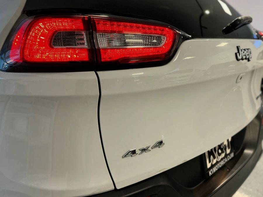 2016 Jeep Cherokee Limited Sport Utility 4D, available for sale in Santa Ana, California | K&T Motor LLC. Santa Ana, California 2016 Jeep Cherokee Limited Sport Utility 4D, available for sale in Santa Ana, California | K&T Motor LLC. Santa Ana, California