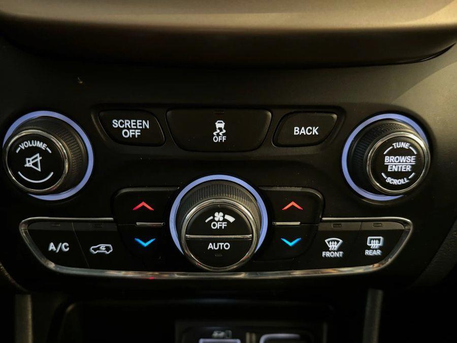2016 Jeep Cherokee Limited Sport Utility 4D, available for sale in Santa Ana, California | K&T Motor LLC. Santa Ana, California 2016 Jeep Cherokee Limited Sport Utility 4D, available for sale in Santa Ana, California | K&T Motor LLC. Santa Ana, California