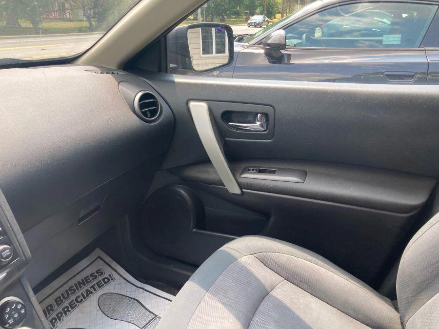 2015 Nissan Rogue Select S Sport Utility 4D, available for sale in Wolcott, New York | Auto Hunter CNY. Wolcott, New York 2015 Nissan Rogue Select S Sport Utility 4D, available for sale in Wolcott, New York | Auto Hunter CNY. Wolcott, New York