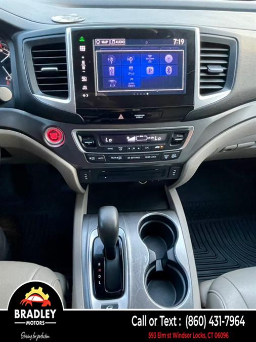 2016 Honda Pilot EX-L w/Navi, available for sale in Windsor Locks, Connecticut | Bradley Motors Inc. Windsor Locks, Connecticut 2016 Honda Pilot EX-L w/Navi, available for sale in Windsor Locks, Connecticut | Bradley Motors Inc. Windsor Locks, Connecticut