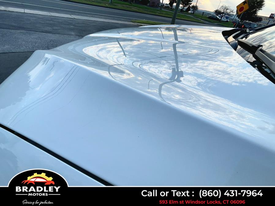 2016 Honda Pilot EX-L w/Navi, available for sale in Windsor Locks, Connecticut | Bradley Motors Inc. Windsor Locks, Connecticut 2016 Honda Pilot EX-L w/Navi, available for sale in Windsor Locks, Connecticut | Bradley Motors Inc. Windsor Locks, Connecticut