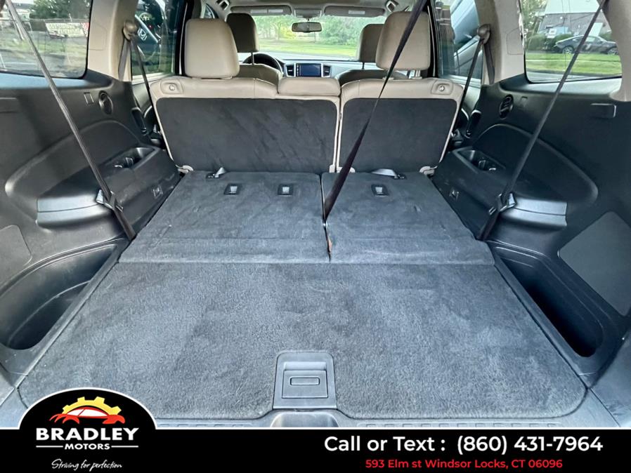 2016 Honda Pilot EX-L w/Navi, available for sale in Windsor Locks, Connecticut | Bradley Motors Inc. Windsor Locks, Connecticut 2016 Honda Pilot EX-L w/Navi, available for sale in Windsor Locks, Connecticut | Bradley Motors Inc. Windsor Locks, Connecticut