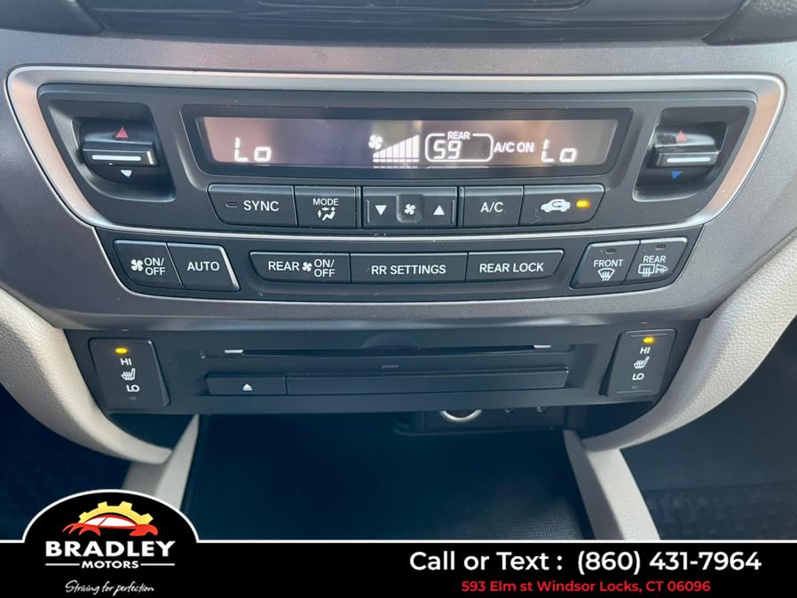 2016 Honda Pilot EX-L w/Navi, available for sale in Windsor Locks, Connecticut | Bradley Motors Inc. Windsor Locks, Connecticut 2016 Honda Pilot EX-L w/Navi, available for sale in Windsor Locks, Connecticut | Bradley Motors Inc. Windsor Locks, Connecticut