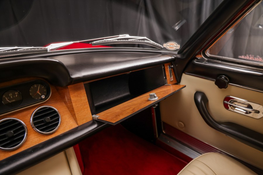 1966 Ferrari 330 GT 2+2, available for sale in North Salem, New York | Meccanic Shop North Inc. North Salem, New York 1966 Ferrari 330 GT 2+2, available for sale in North Salem, New York | Meccanic Shop North Inc. North Salem, New York